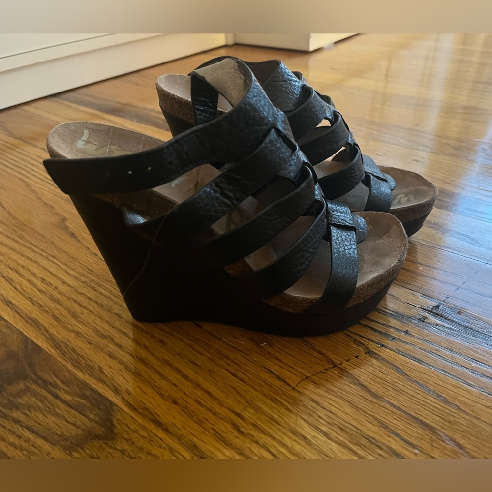 Sam Edelman platform wedges - Picture 2 of 2